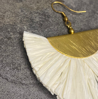 White Tassel Earrings ☆Brass☆