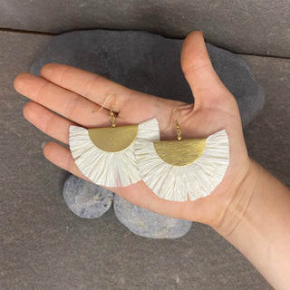 White Tassel Earrings ☆Brass☆